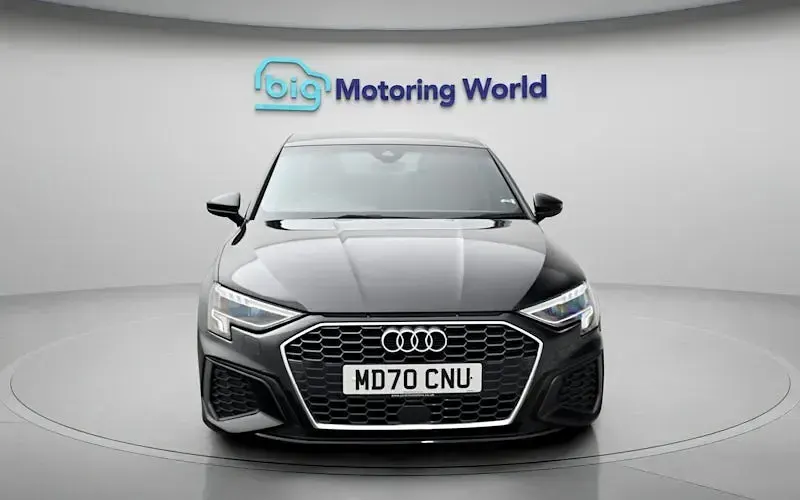 Begagnad Audi A3 S-Line 110 HK (80 kW) 2024 Sedan