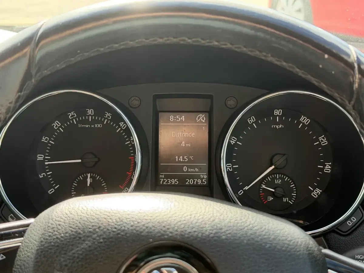 Used Skoda Yeti SE L 150 HP (110 kW) 2016 Brown SUV