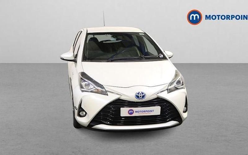 Used Toyota Yaris Hybrid 101 HP (74 kW) 2020 Hatchback
