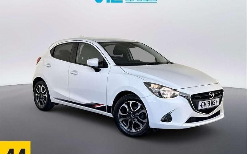 Used Mazda 2 Inclusive 90 HP (66 kW) 2019 White Hatchback