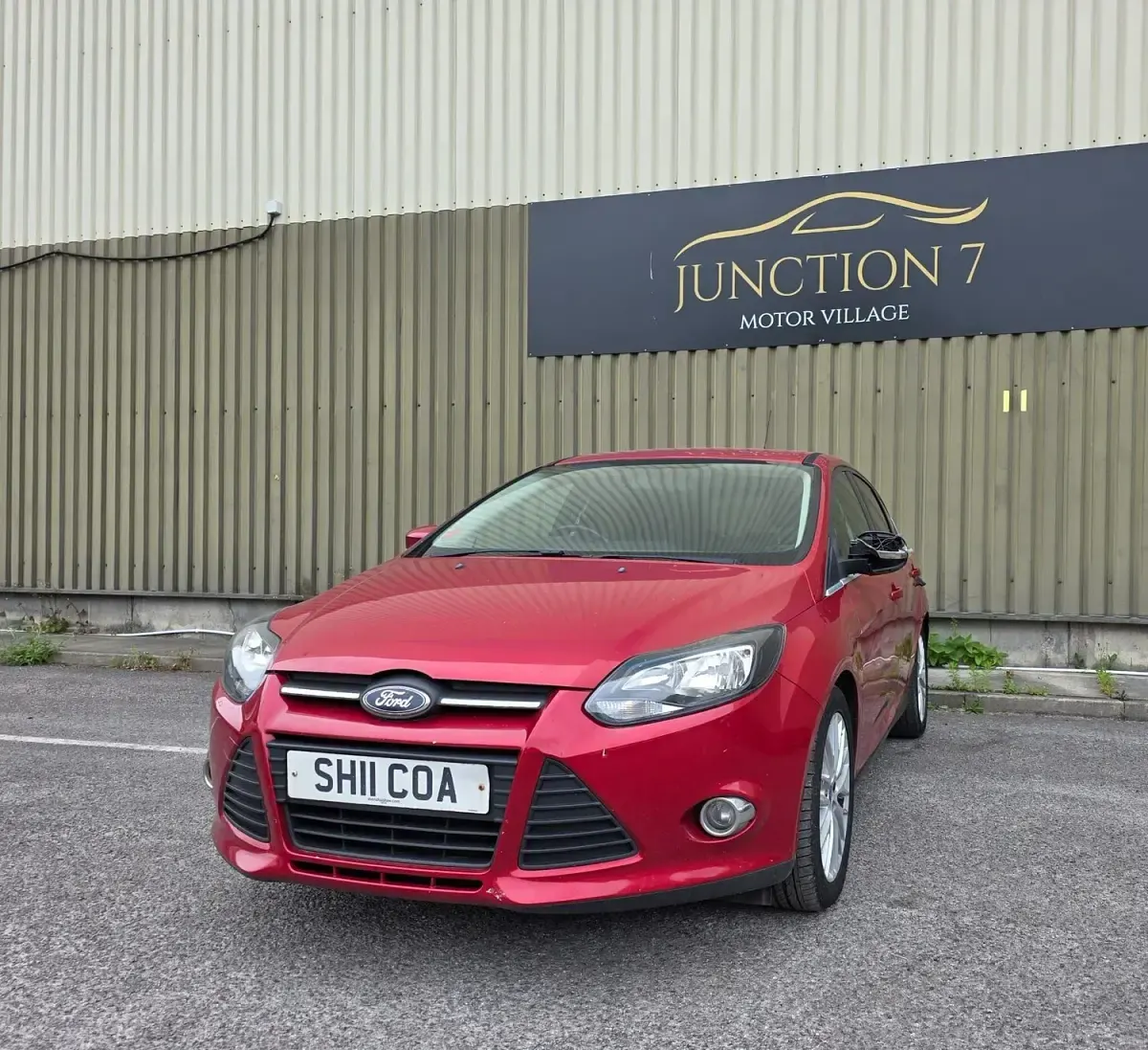 Used Ford Focus Zetec 2011 Red Hatchback