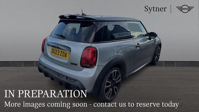 Used Mini Cooper Hatch 134 HP (98 kW) 2023 Silver Hatchback