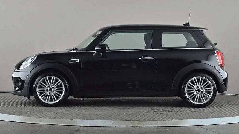 Used Mini Cooper 136 HP (100 kW) 2018 Black Hatchback