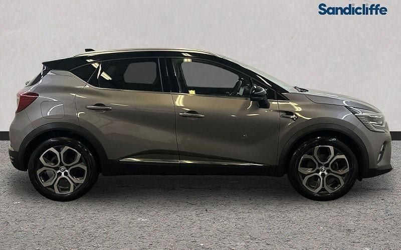 Used Renault Captur Techno 143 HP (105 kW) 2024 SUV