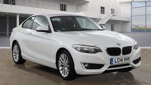 White Used 2014 BMW 218 Coupe | £8,999 (Fair price) - Image 1/4
