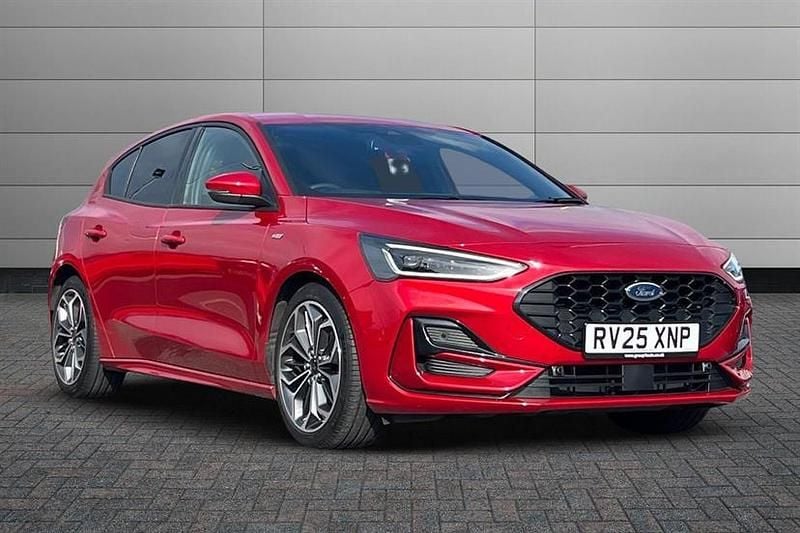 Red Used 2025 Ford Focus ST-Line X Hatchback | £24,891 (Expensive) - Image 1/2
