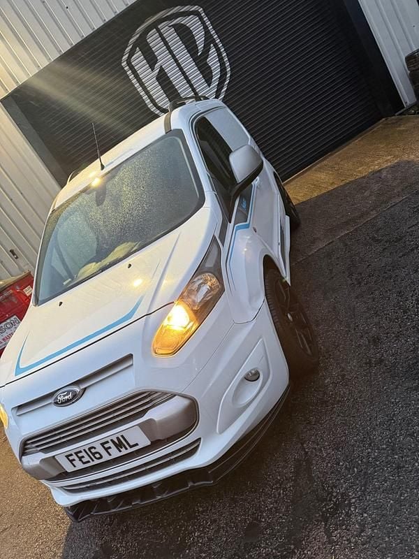 Used Ford Transit Connect Trend 95 HP (69 kW) 2016 White MPV
