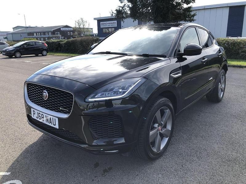 Begagnad Jaguar E-Pace R-Dynamic 197 HK (144 kW) 2018 Svart SUV