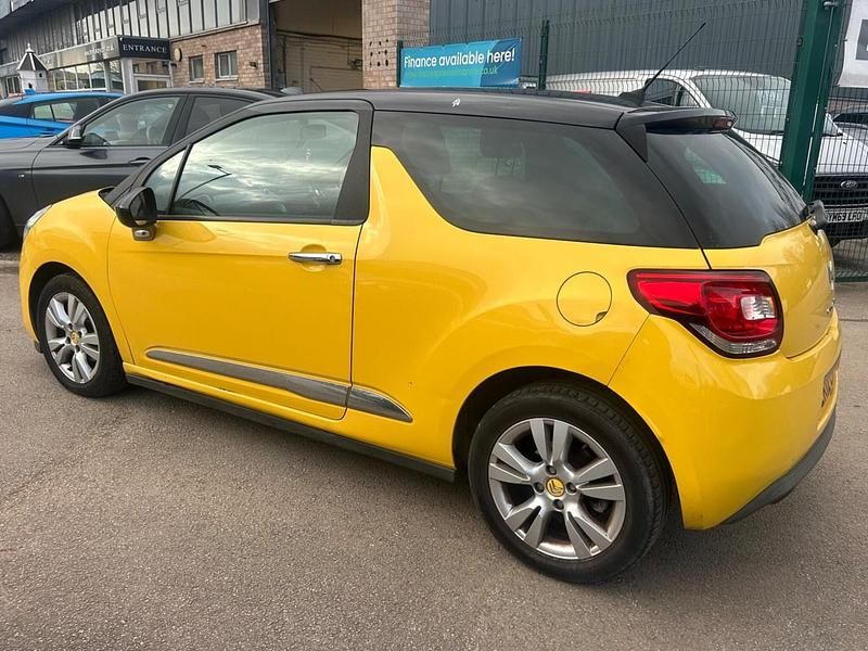 Used Citroën DS3 120 HP (88 kW) 2012 Yellow Hatchback