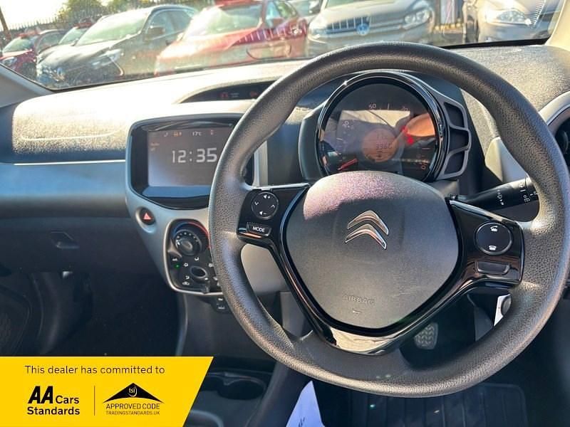 Used Citroën C1 Feel 68 HP (50 kW) 2015 Blue Hatchback