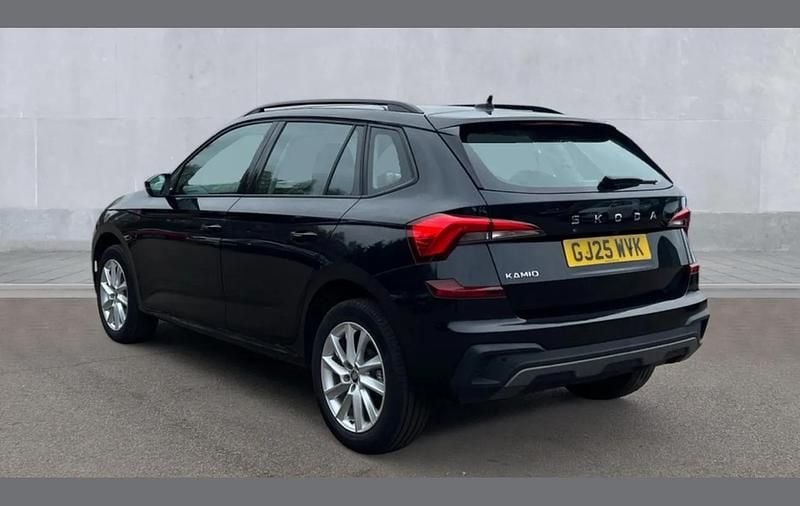 Used Skoda Kamiq SE 116 HP (85 kW) 2025 Black magic pearlescent SUV