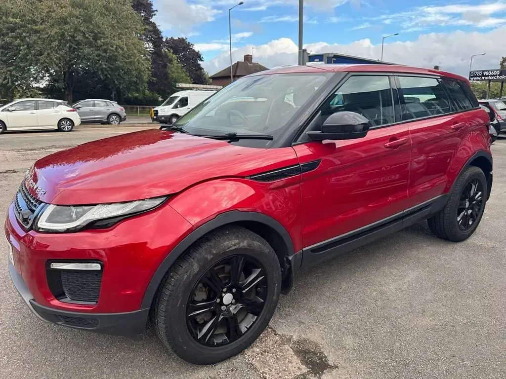 Used Land Rover Range Rover evoque SE 180 HP (132 kW) 2017 Red SUV