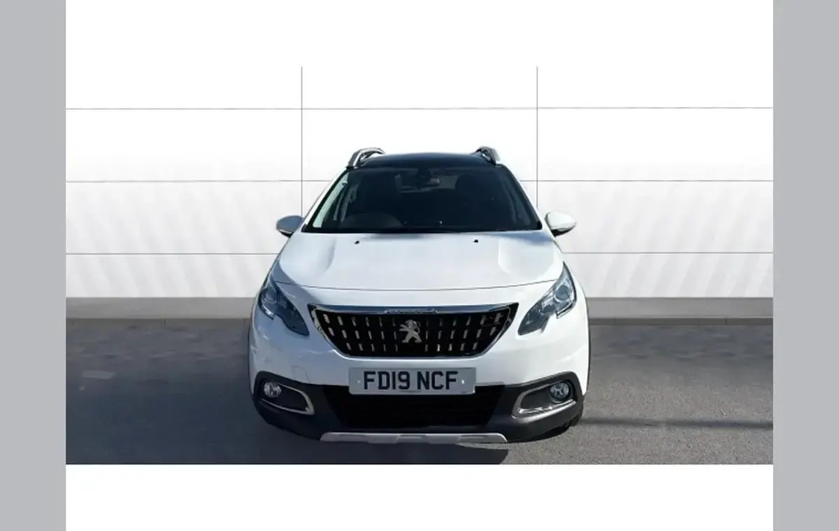 Used Peugeot 2008 Allure Premium 83 HP (61 kW) 2019 White SUV