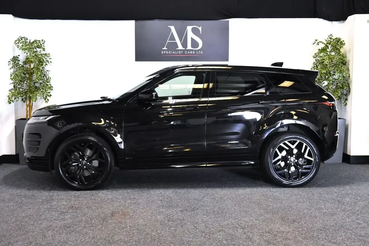 Used Land Rover Range Rover evoque HSE Dynamic 2020 Black SUV