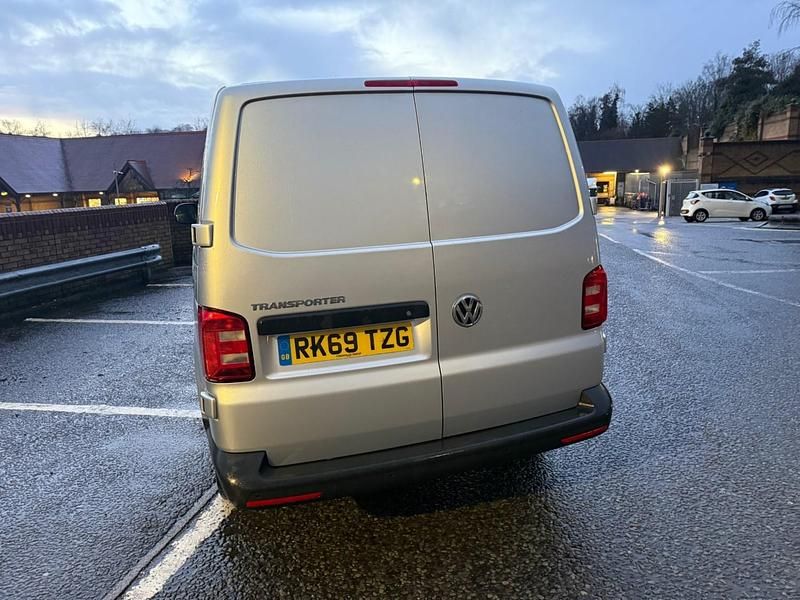 Used VW Transporter Startline 150 HP (110 kW) 2019 Silver Van