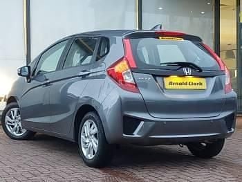 Used Honda Jazz SE 102 HP (75 kW) 2017 Grey Hatchback