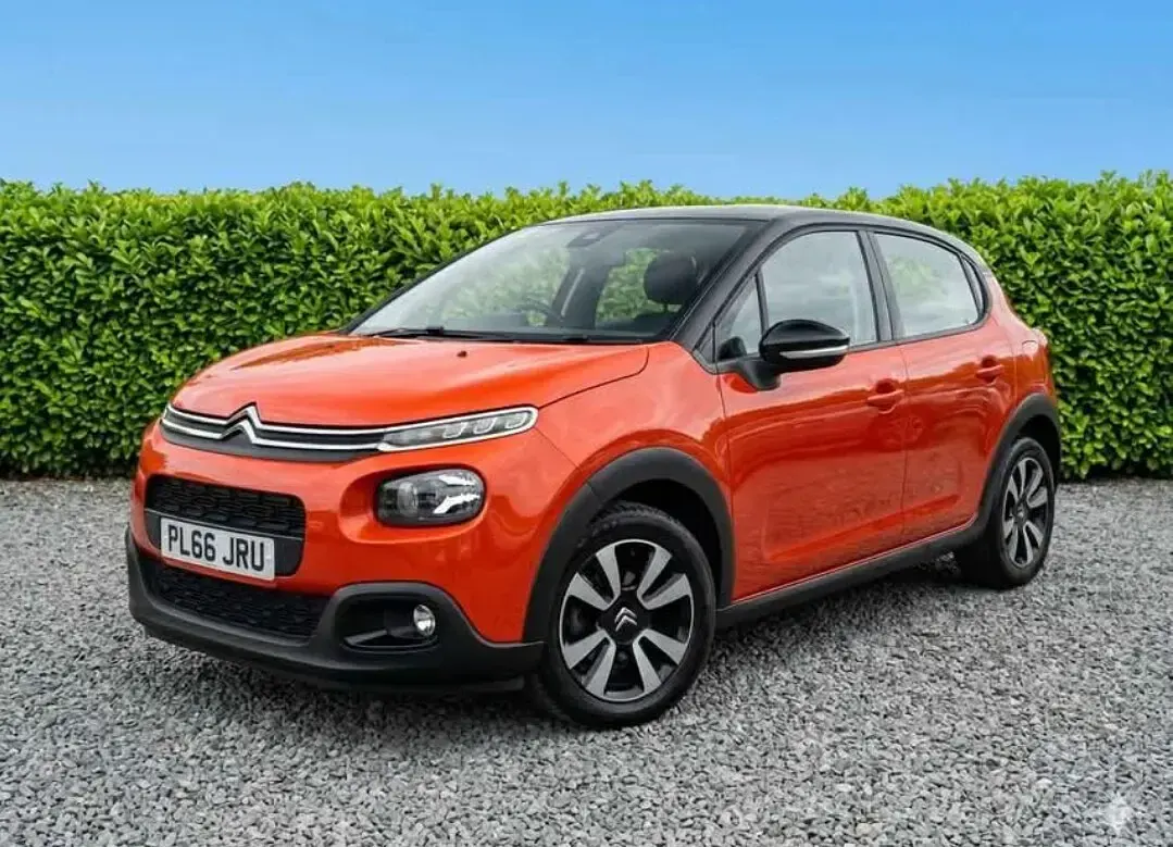 Used Citroën C3 Feel 2016 Orange Hatchback