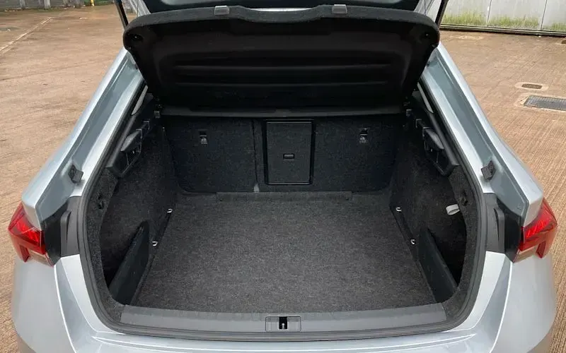 Used Skoda Octavia SE Technology 110 HP (80 kW) 2020 Silver Hatchback