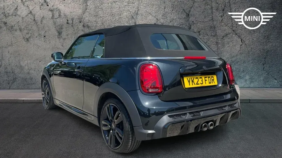 Used Mini Cooper S Cabriolet Sport 176 HP (129 kW) 2023 Black Cabriolet