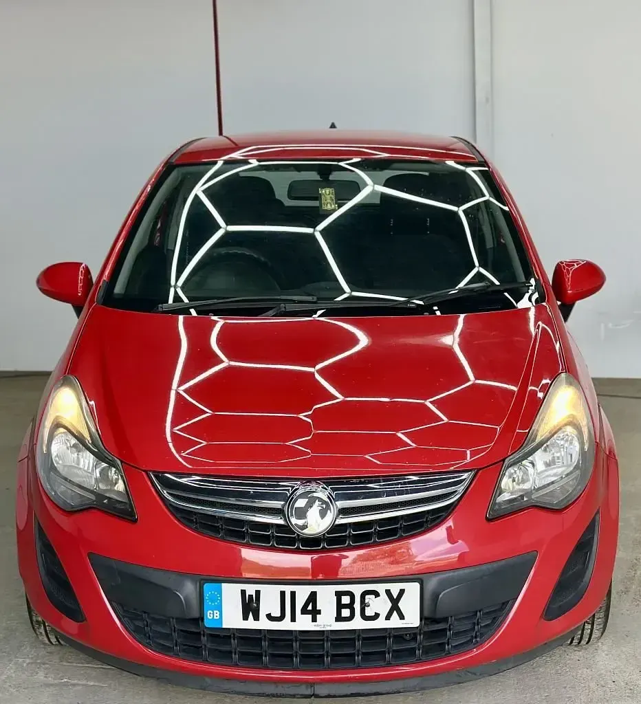 Used Vauxhall Corsa S 65 HP (47 kW) 2014 Red Hatchback