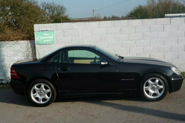 Used 2003 Mercedes SLK230 Cabriolet | £4,199 - Image 1/4