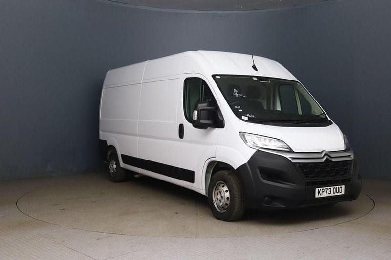 White Used 2023 Citroën Relay Van | £12,880 (Good price) - Image 1/3