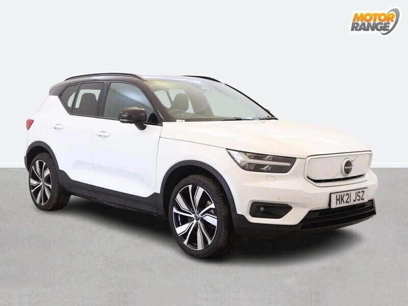 White Used 2021 Volvo XC40 SUV | £24,495 (Fair price) - Image 1/4