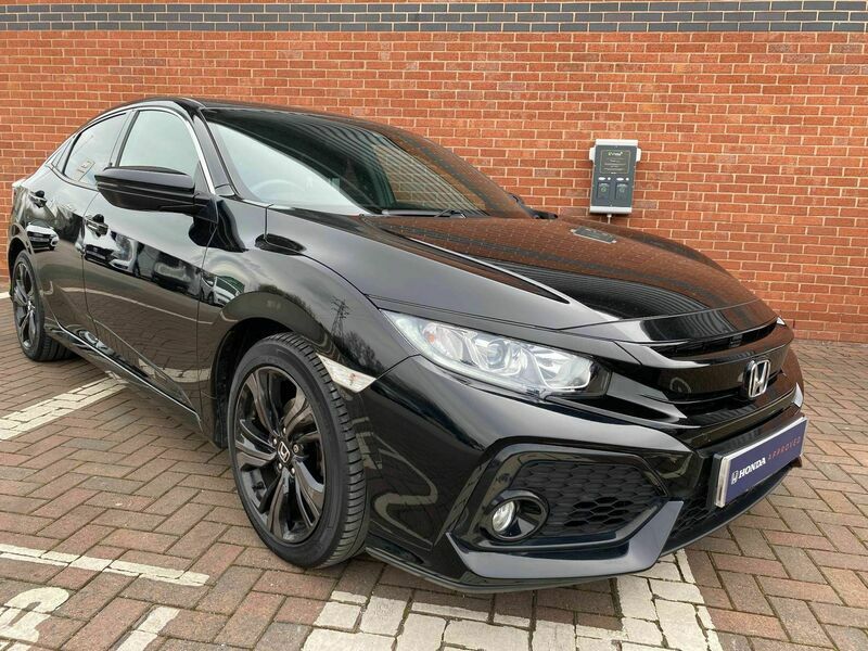 Crystal black Used 2019 Honda Civic SR Hatchback | £11,985 (Fair price) - Image 1/4