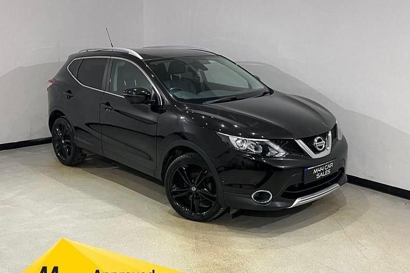 Black Used 2016 Nissan Qashqai Black Edition SUV | £10,850 (A bit pricey) - Image 1/1