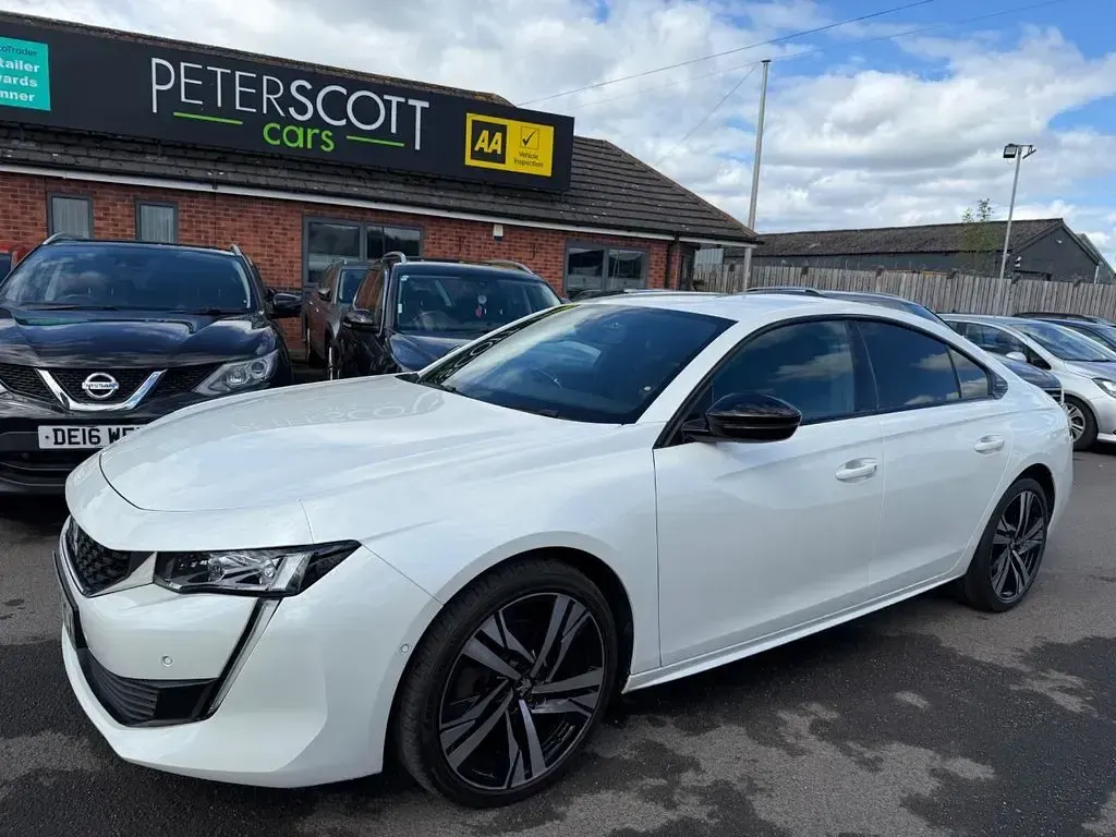 Used Peugeot 508 GT-line 130 HP (95 kW) 2018 White Hatchback