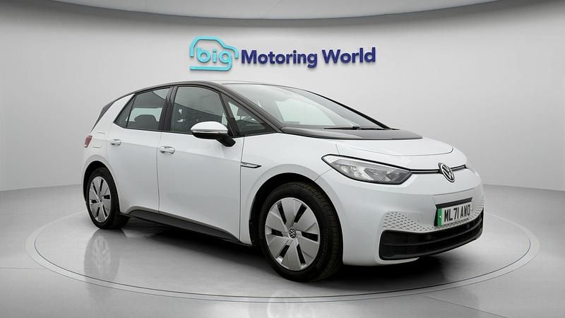 Used VW ID.3 Pro Performance 150 kW (204 HP) 2021 White Hatchback