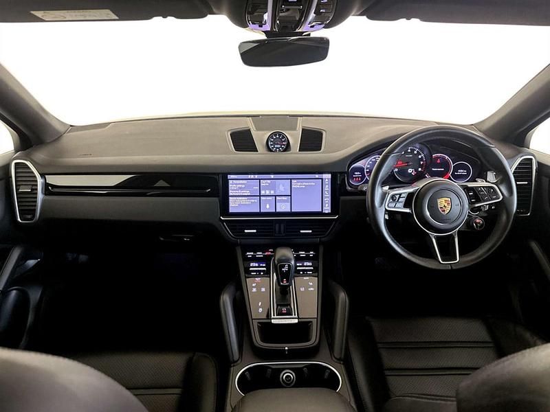 Used Porsche Cayenne 340 HP (250 kW) 2021 Silver SUV