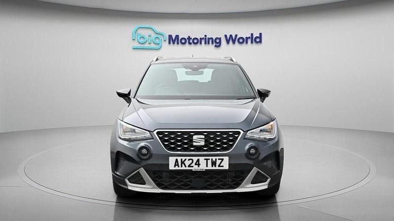Used Seat Arona Xperience Lux 115 HP (84 kW) 2024 Grey SUV
