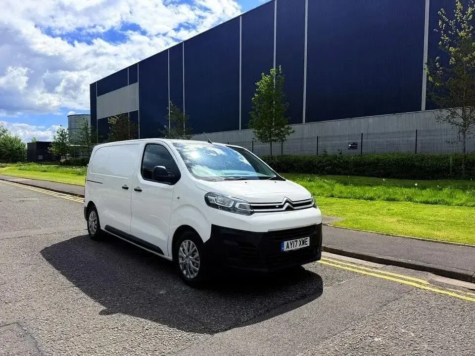Used Citroën Dispatch 2017 White MPV