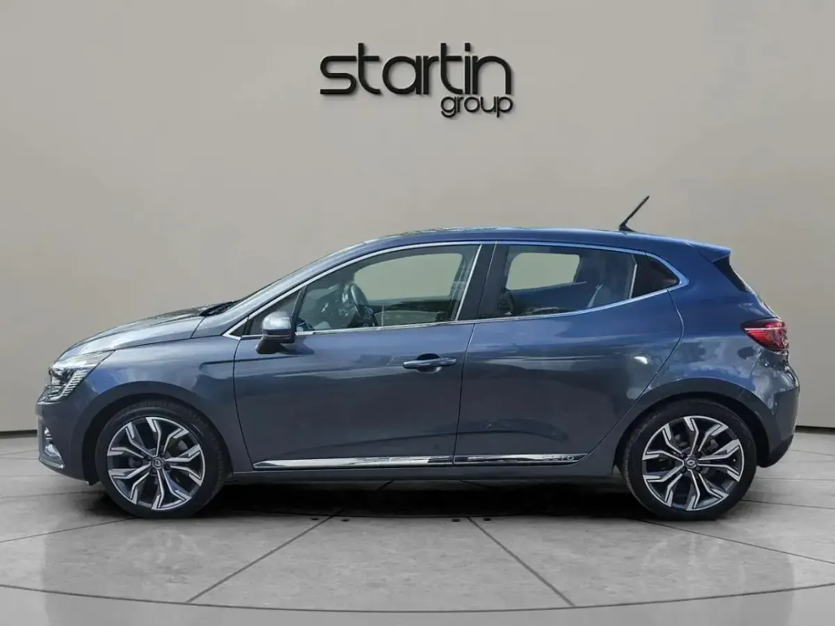 Usado Renault Clio V Version S 138 HP (101 kW) 2021 Cinzento