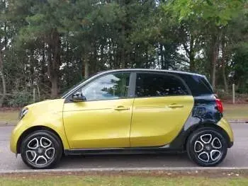 Used Smart ForFour Premium 90 HP (66 kW) 2016 Yellow Hatchback