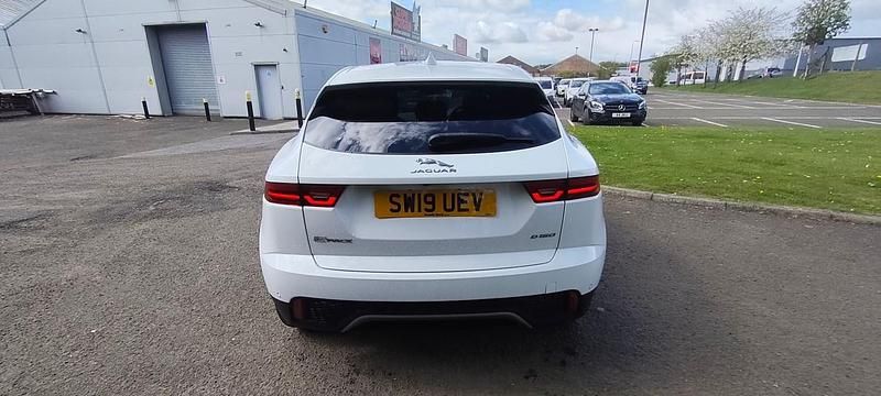 Begagnad Jaguar E-Pace S 150 HK (110 kW) 2019 Vit SUV