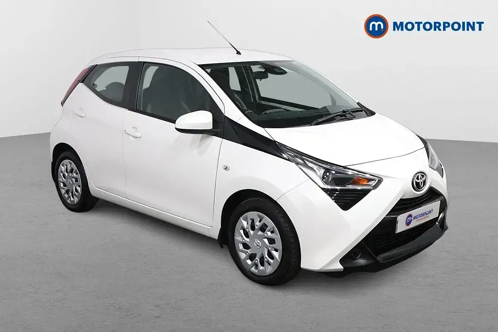 Usado Toyota Aygo X-play 72 HP (52 kW) 2020 Citadino