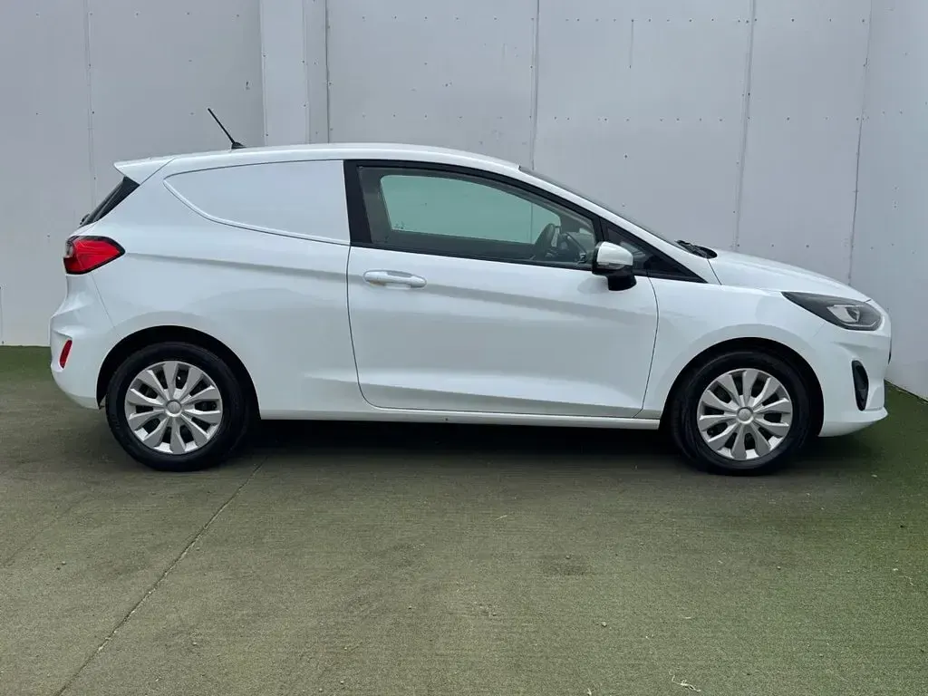 Used Ford Fiesta Trend 2022 White Hatchback
