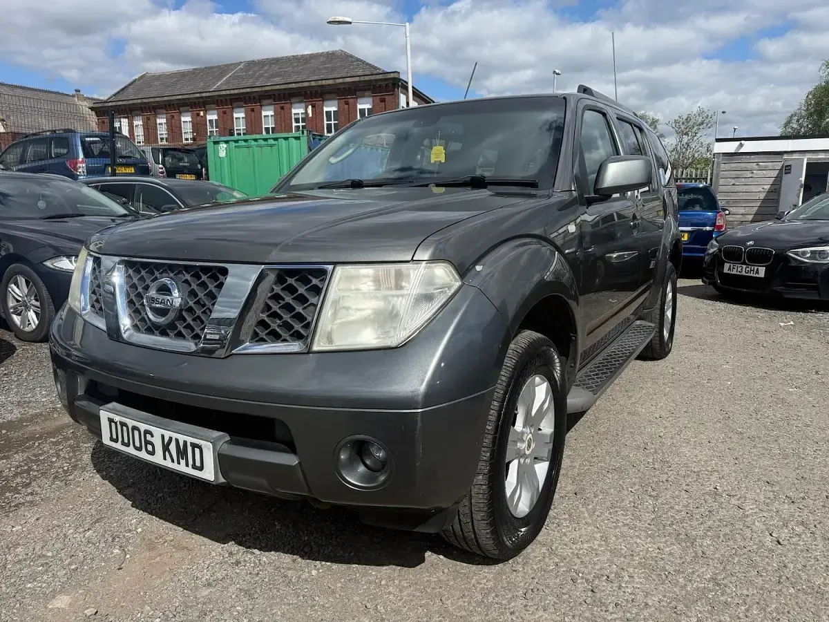 Used Nissan Pathfinder 2006 Grey SUV