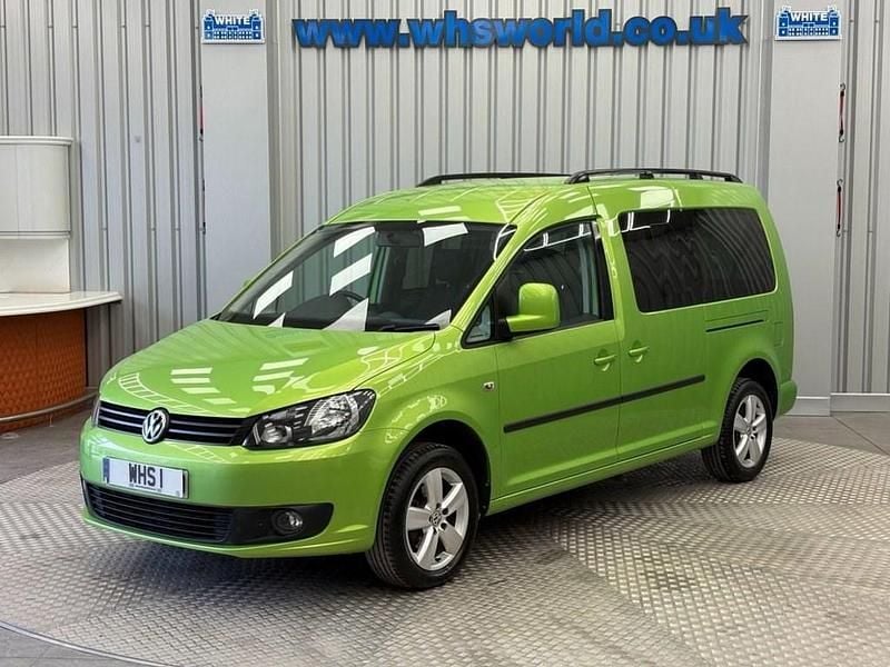 Used VW Caddy Maxi Life Life 102 HP (75 kW) 2015 Green MPV