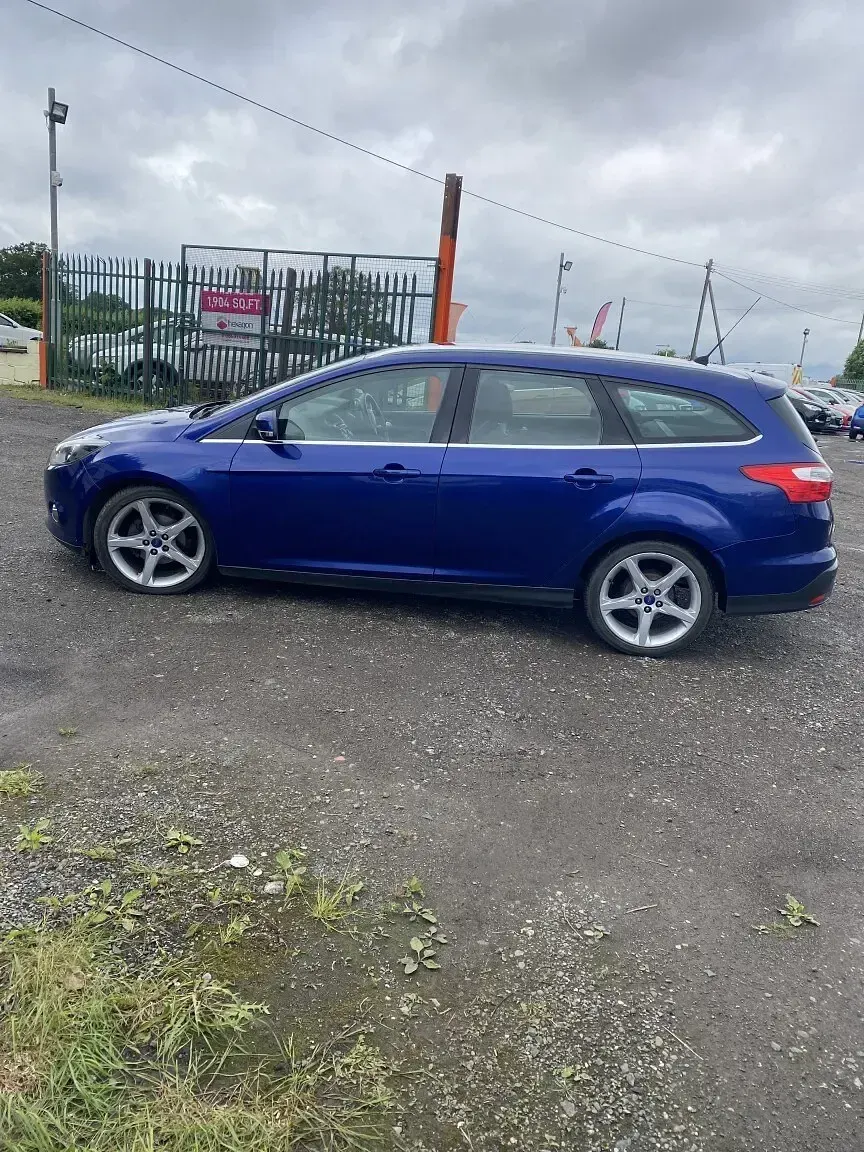 Used Ford Focus Titanium 125 HP (91 kW) 2014 Blue Estate