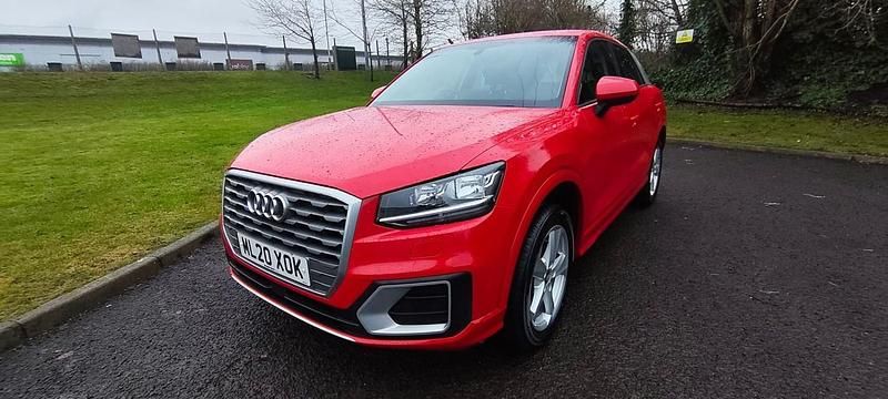 Used Audi Q2 Sport 116 HP (85 kW) 2020 Red SUV