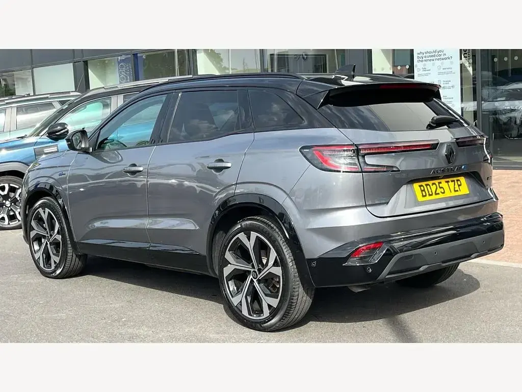 Used Renault Austral Techno Esprit Alpine 200 HP (147 kW) 2025 Grey/black  SUV