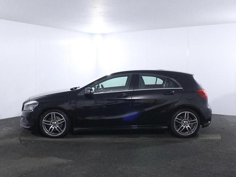 Used Mercedes A160 Executive 102 HP (75 kW) 2017 Black Hatchback