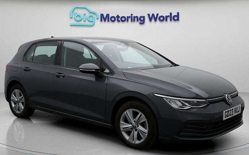 Used 2024 VW Golf VIII Life Hatchback | £17,000 (Fair price) - Image 1/4