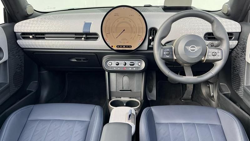 Usado Mini Cooper 118 kW (161 CV) 2025 Verde Utilitario