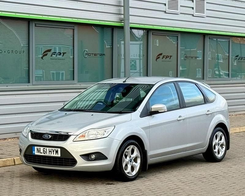 Used Ford Focus Sport 110 HP (80 kW) 2011 Silver Hatchback