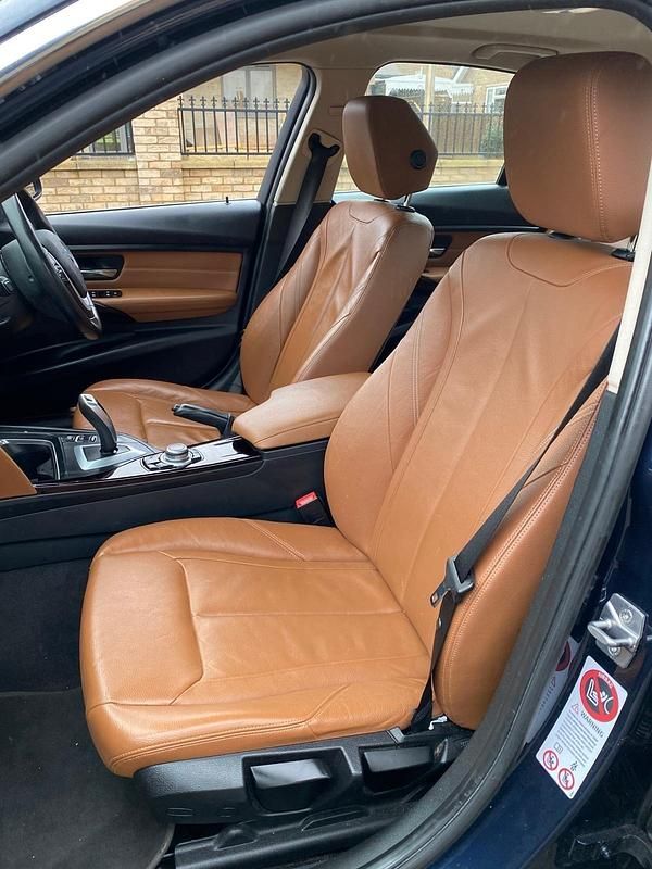 Used BMW 320 Luxury Line 2014 Blue Sedan