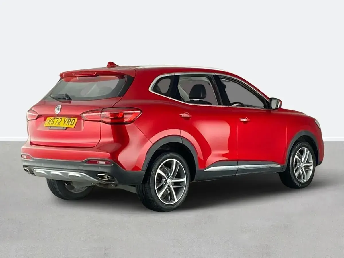Usado MG HS Excite 162 CV (119 kW) 2023 Rojo SUV